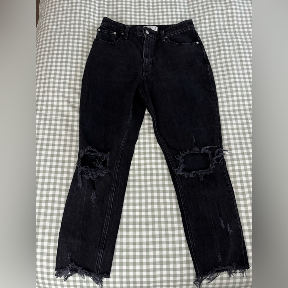 Abercrombie & Fitch Curve Love High Rise Mom Jean 28 Short Comfortable Stretch